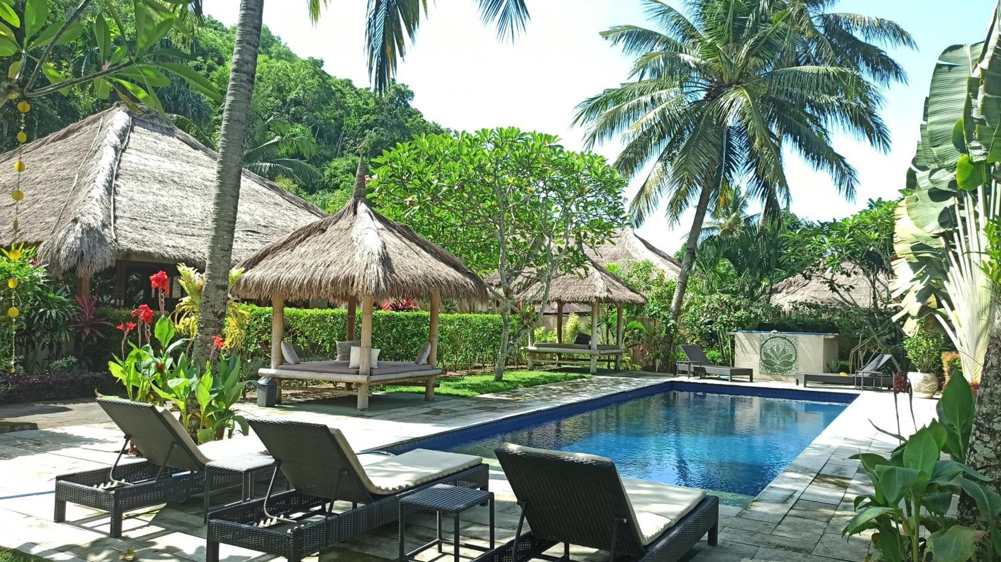 Mama Bella'S Retreat Bed & Breakfast Senggigi Exterior foto