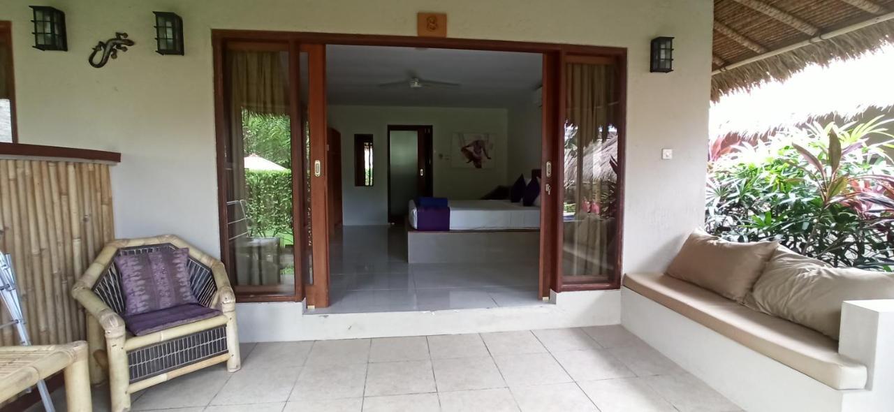 Mama Bella'S Retreat Bed & Breakfast Senggigi Exterior foto