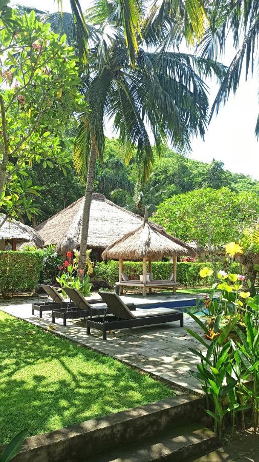 Mama Bella'S Retreat Bed & Breakfast Senggigi Exterior foto
