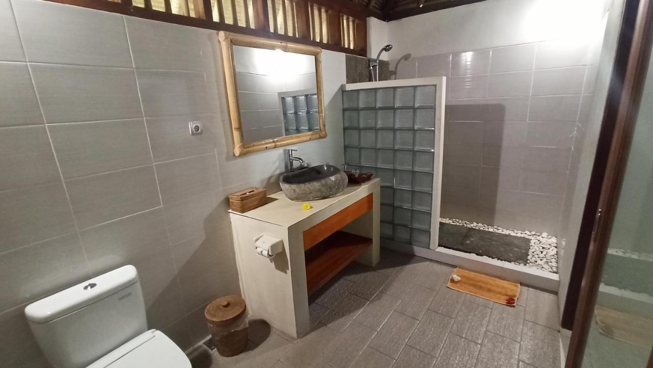 Mama Bella'S Retreat Bed & Breakfast Senggigi Exterior foto
