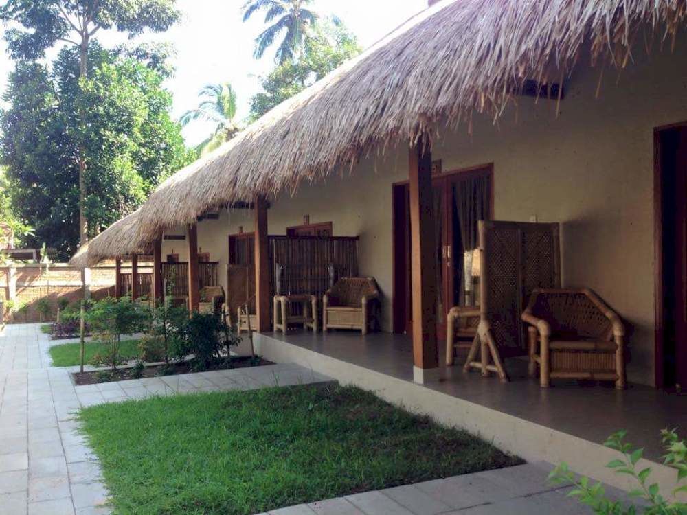 Mama Bella'S Retreat Bed & Breakfast Senggigi Exterior foto