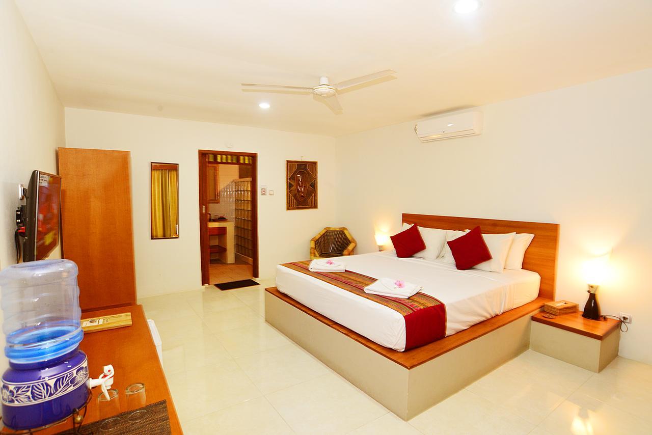 Mama Bella'S Retreat Bed & Breakfast Senggigi Exterior foto