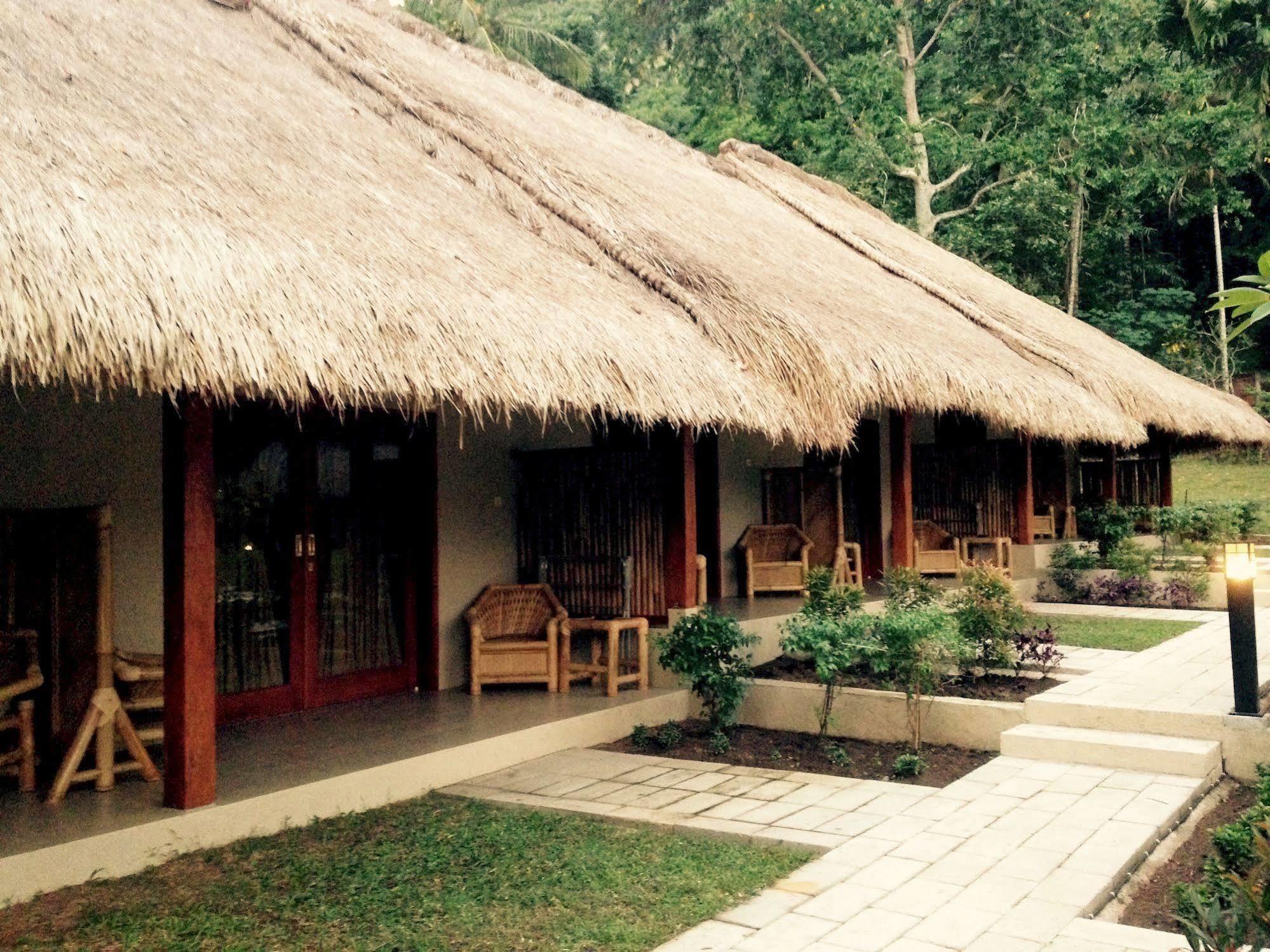 Mama Bella'S Retreat Bed & Breakfast Senggigi Exterior foto