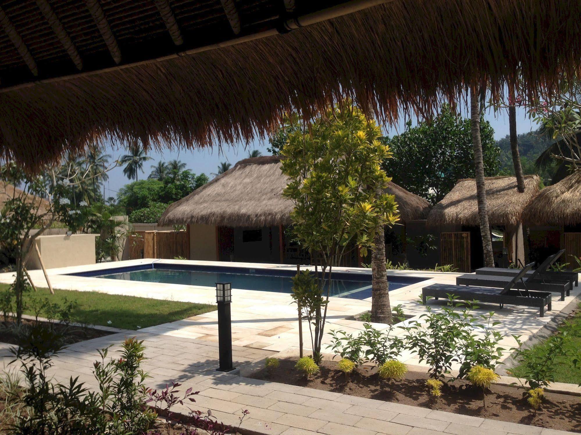 Mama Bella'S Retreat Bed & Breakfast Senggigi Exterior foto
